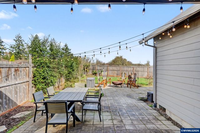 7320 SE Dot St, Corvallis, OR 97330