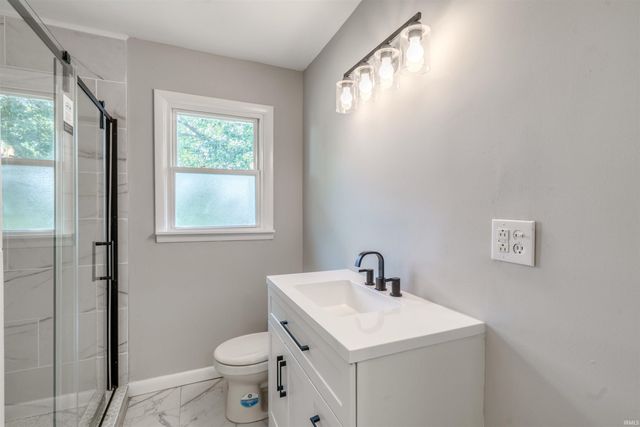 707 Wessel Lane, Evansville, IN 47712