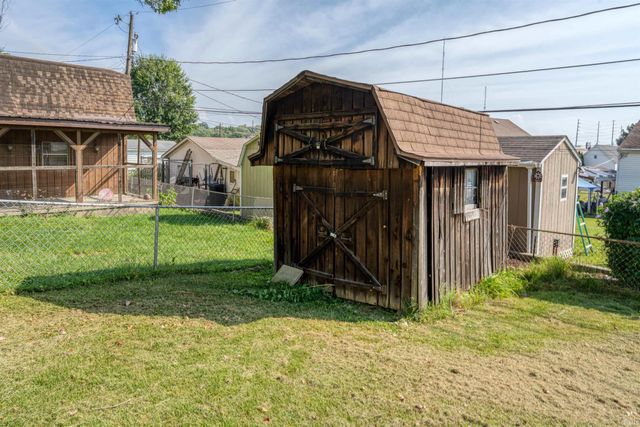 707 Wessel Lane, Evansville, IN 47712
