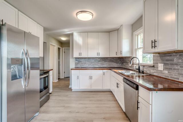 707 Wessel Lane, Evansville, IN 47712