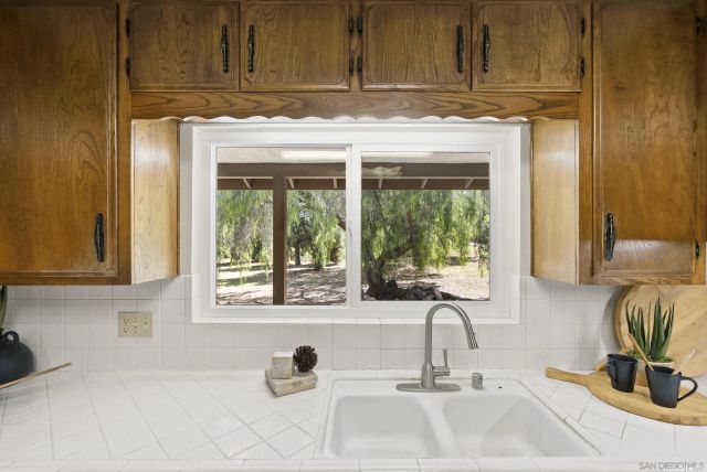 1515 Donita Dr., El Cajon, CA 92020