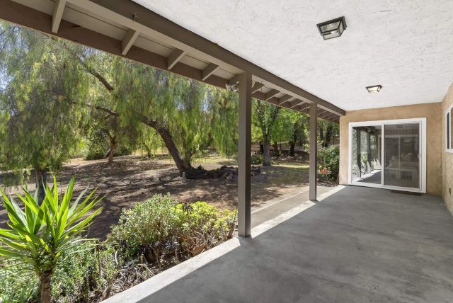1515 Donita Dr., El Cajon, CA 92020