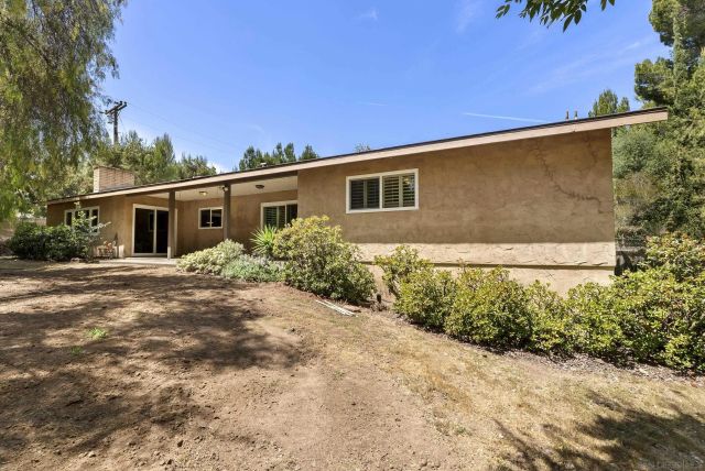 1515 Donita Dr., El Cajon, CA 92020