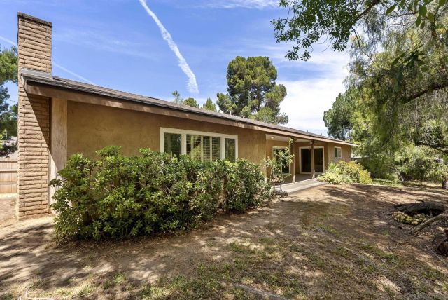 1515 Donita Dr., El Cajon, CA 92020