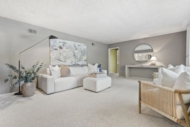 1515 Donita Dr., El Cajon, CA 92020