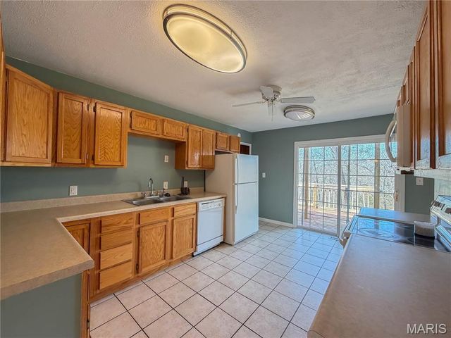 54 Fairview Drive, Hillsboro, MO 63050