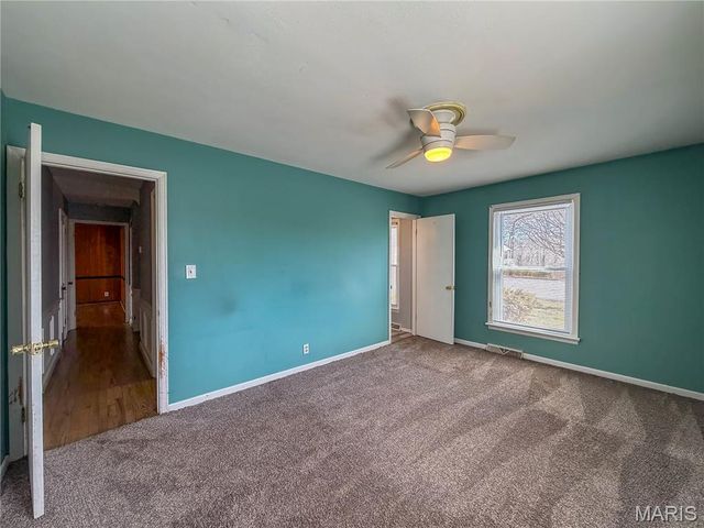 54 Fairview Drive, Hillsboro, MO 63050