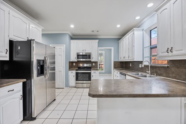 2606 Hickory Bend Drive, Garland, TX 75044