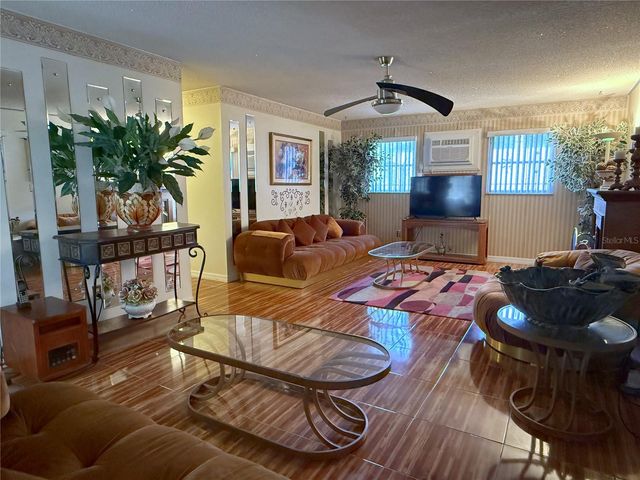 3032 PINDER COURT, Orlando, FL 32811