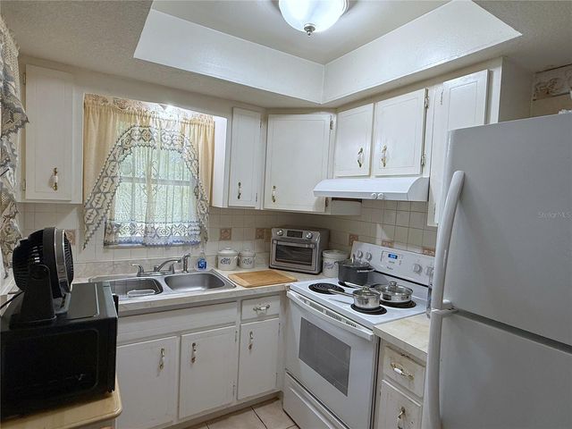 3032 PINDER COURT, Orlando, FL 32811
