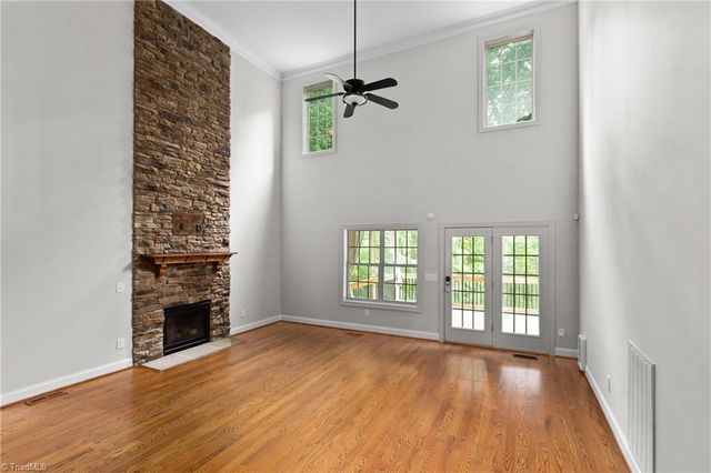 5041 Bennington Way, High Point, NC 27262