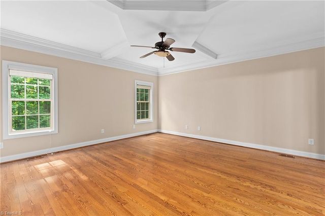 5041 Bennington Way, High Point, NC 27262