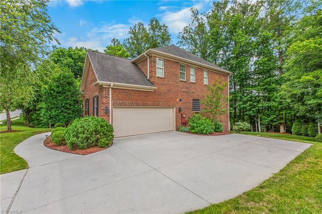 5041 Bennington Way, High Point, NC 27262
