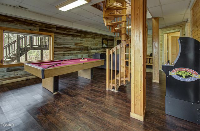 1815 Silver Poplar Lane, Sevierville, TN 37876
