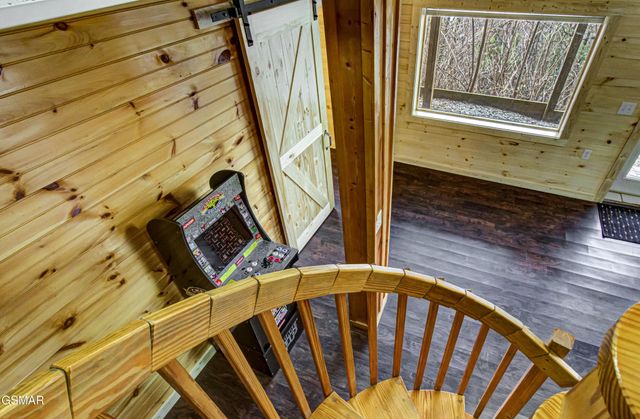 1815 Silver Poplar Lane, Sevierville, TN 37876