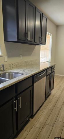 2308-2310 Aberdeen Drive, Tyler, TX 75703