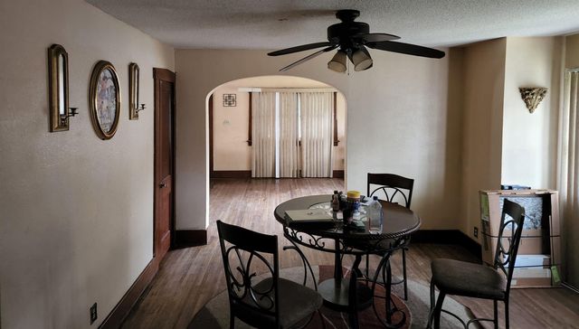 2207 E 4th Street, Waterloo, IA 50703