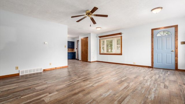168 Waterworks Road, Newark, OH 43055