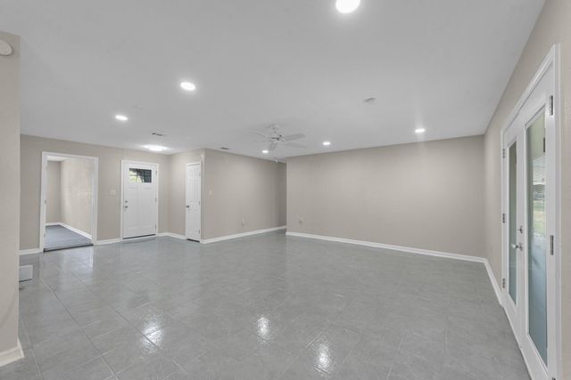 17435 Wells Drive CR115, Pearland, TX 77584