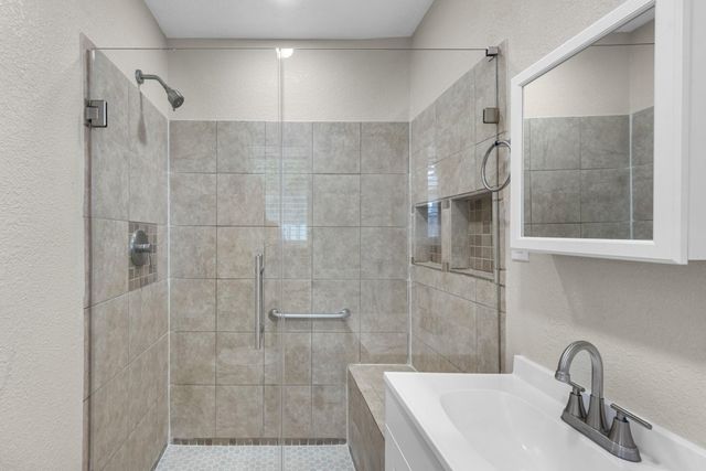 17435 Wells Drive CR115, Pearland, TX 77584