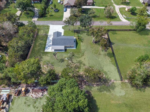 17435 Wells Drive CR115, Pearland, TX 77584