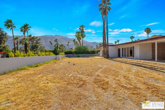 1166 Pasatiempo Road, Palm Springs, CA 92262