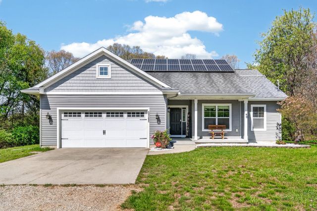 59282 County Road 653, Almena Twp, MI 49079