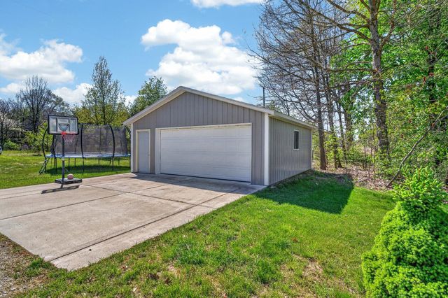 59282 County Road 653, Almena Twp, MI 49079