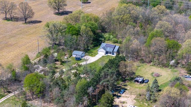 59282 County Road 653, Almena Twp, MI 49079