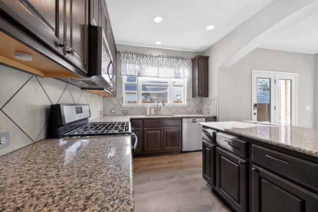 5800 Baythorne DR, Austin, TX 78747