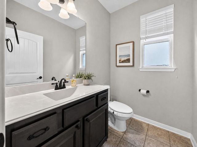 5800 Baythorne DR, Austin, TX 78747