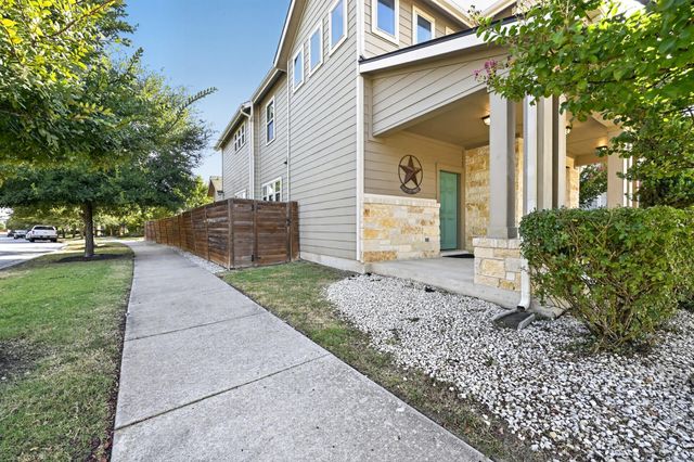 5800 Baythorne DR, Austin, TX 78747