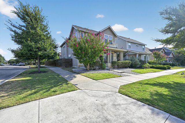 5800 Baythorne DR, Austin, TX 78747