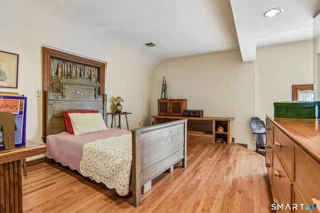 2459 Whitney Avenue 17, Hamden, CT 06518