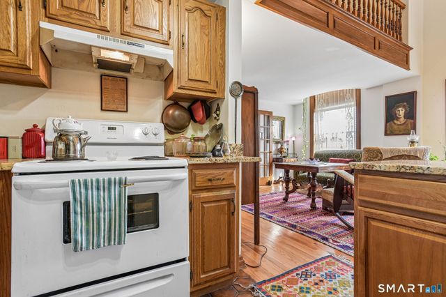 2459 Whitney Avenue 17, Hamden, CT 06518