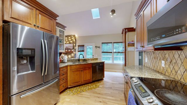 4500 Stoney Brook Dr, Pegram, TN 37143