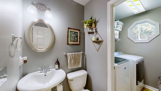4500 Stoney Brook Dr, Pegram, TN 37143