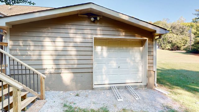 4500 Stoney Brook Dr, Pegram, TN 37143