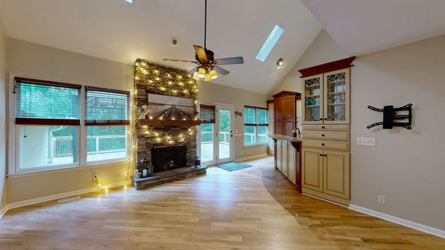 4500 Stoney Brook Dr, Pegram, TN 37143