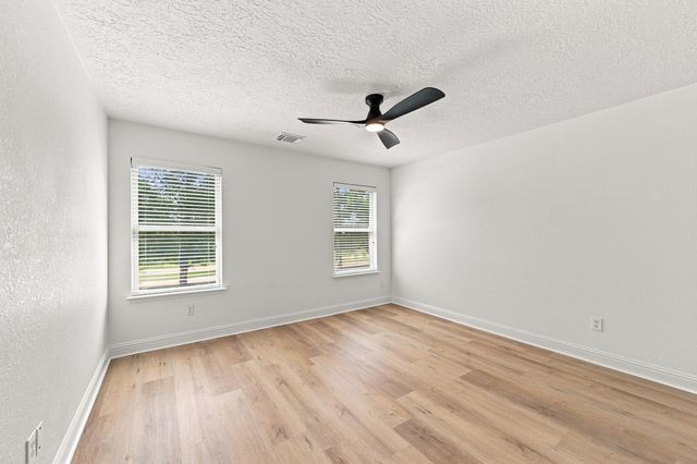 29638 Legends Line Drive, Spring, TX 77386