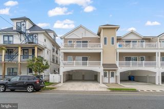 220 E POPLAR AVE #203, Wildwood, NJ 08260