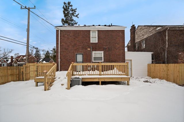 16800 Ilene Street, Detroit, MI 48221