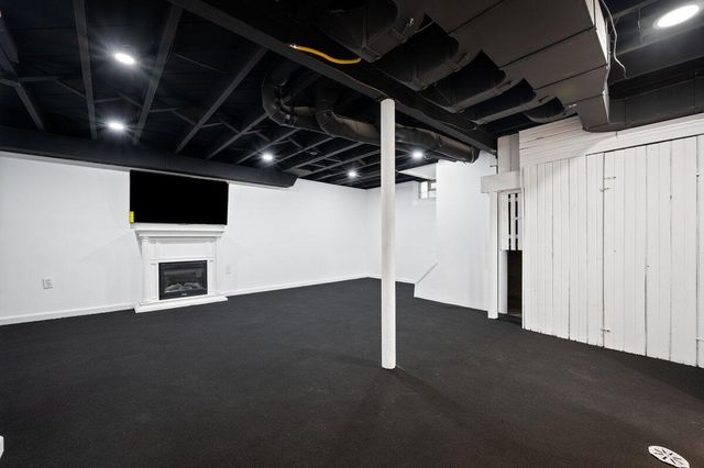 16800 Ilene Street, Detroit, MI 48221