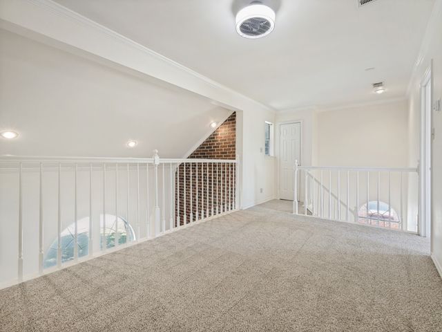 160 Cobblestone Row, Denton, TX 76207