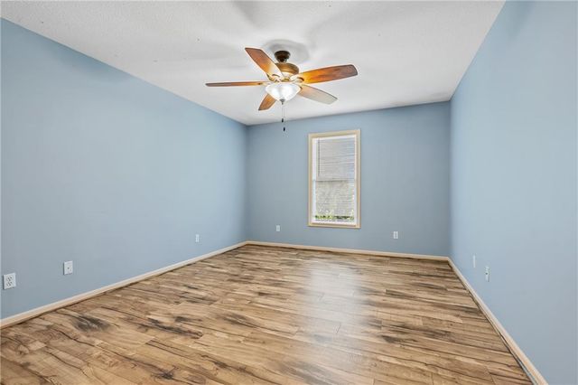 2108 Prairie Creek Drive, Kearney, MO 64060