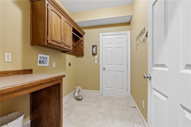 2108 Prairie Creek Drive, Kearney, MO 64060