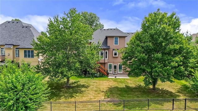 2108 Prairie Creek Drive, Kearney, MO 64060