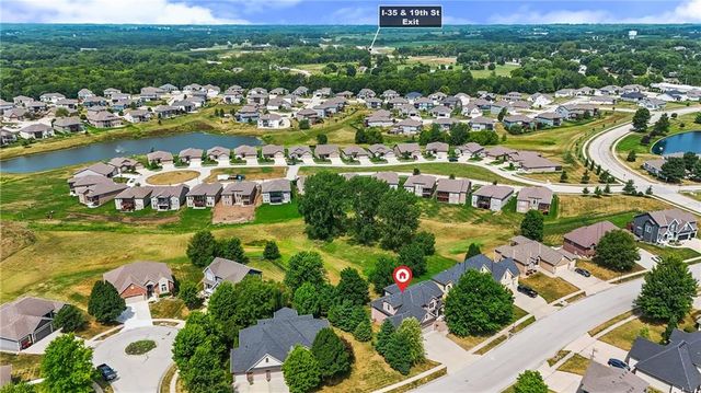 2108 Prairie Creek Drive, Kearney, MO 64060