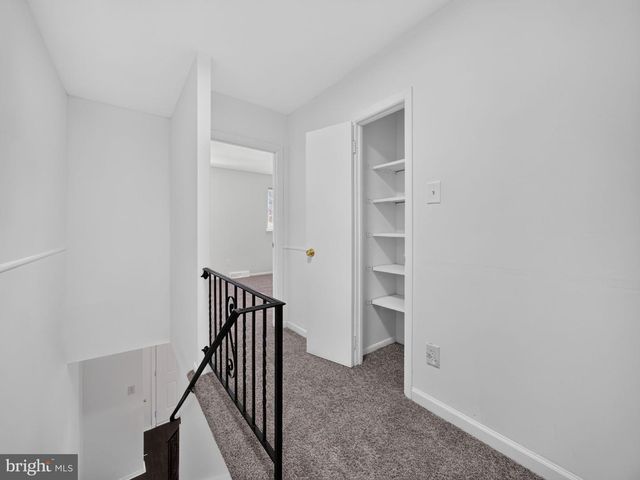 1098 BAYLESS PL, Norristown, PA 19403