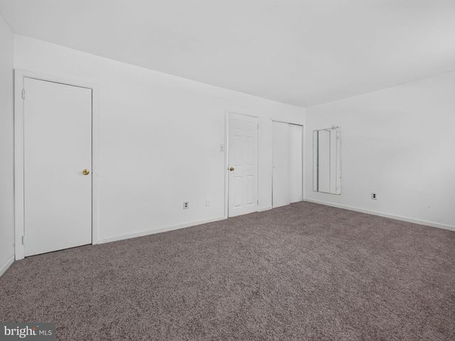 1098 BAYLESS PL, Norristown, PA 19403